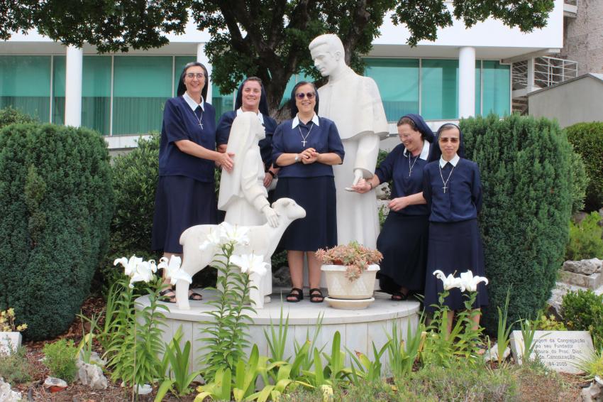 Leopoldina notícia - Irmãs Reparadoras de Nossa Senhora de Fátima reunidas em Capítulo Geral - Eleito novo Governo Geral da Congregação